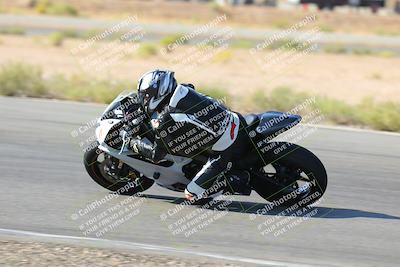 media/Oct-16-2022-TrackXperience (Sun) [[236a00b5b6]]/Group 3/session 2 turn 11/